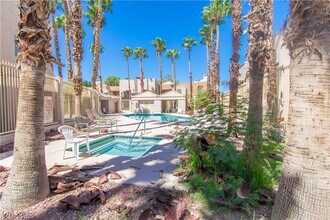 6859 Tamarus St in Las Vegas, NV - Building Photo - Building Photo