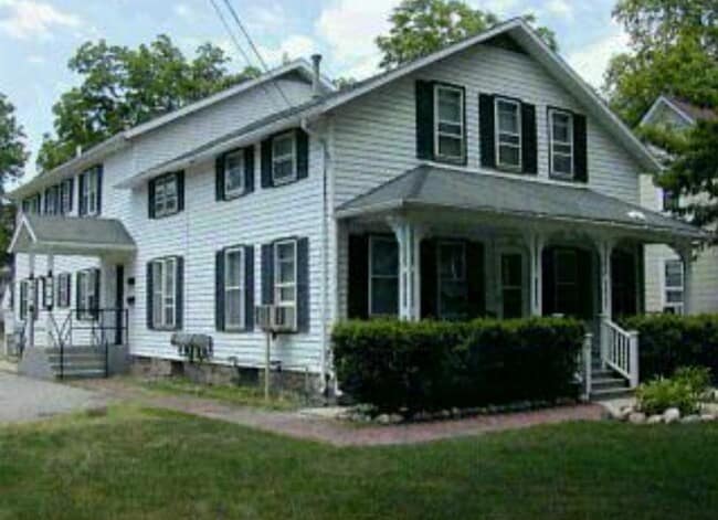 616 Locust St, Unit 2