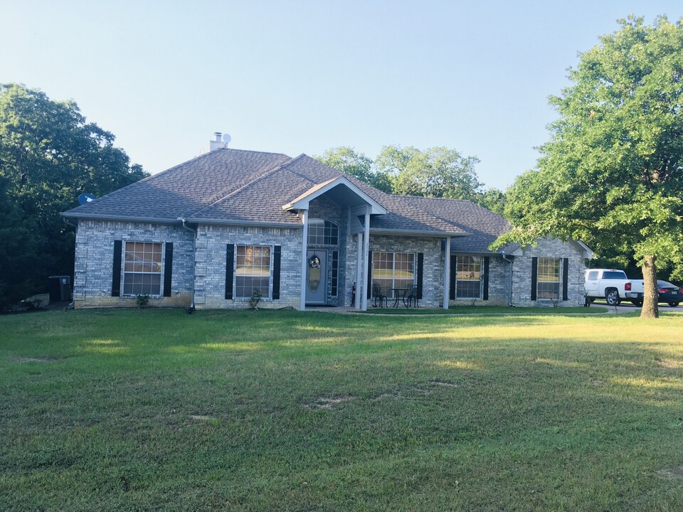 2752 Waters Edge in Quinlan, TX - Building Photo