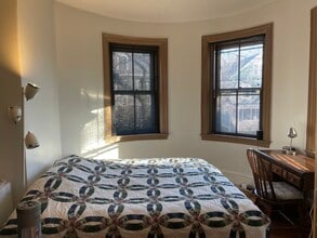 70 Mount Vernon St, Unit 1R in Cambridge, MA - Building Photo - Building Photo