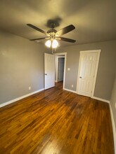 1907 Burnet St in San Antonio, TX - Building Photo - Building Photo
