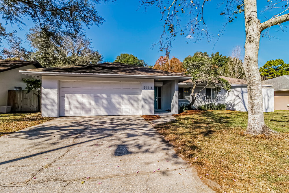 1332 Sterling Oaks Dr in Casselberry, FL - Building Photo