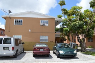 2012 NW Flagler Ter Apartments