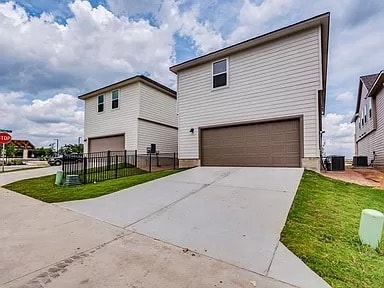 114 Lost Mine Peak Ln in Dripping Springs, TX - Building Photo - Building Photo