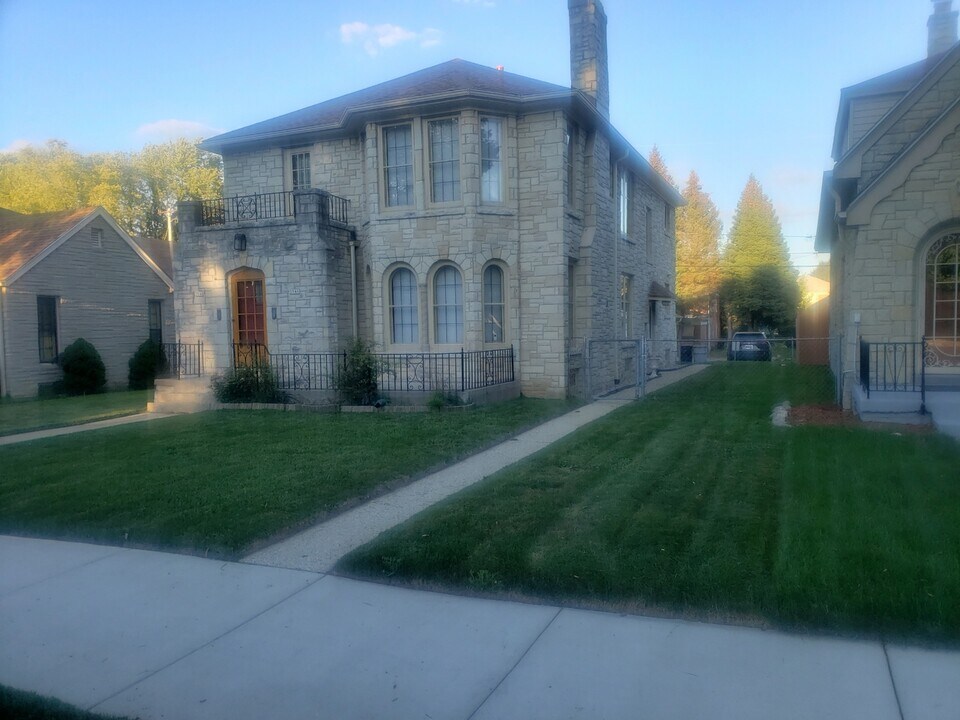 3948 N 44th St in Milwaukee, WI - Building Photo