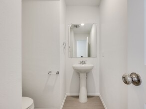 2027 Delphine Dr in Norman, OK - Building Photo - Building Photo