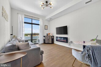 525 Water St SW in Washington, DC - Building Photo - Building Photo
