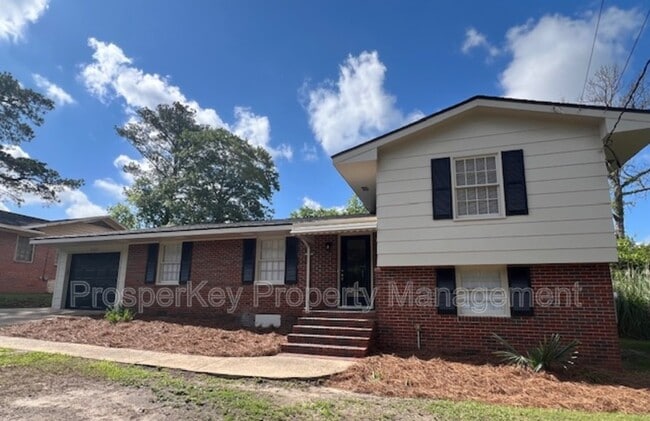 property at 3465 Melrose Dr