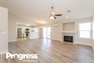 736 Saratoga Springs St in Henderson, NV - Building Photo - Building Photo