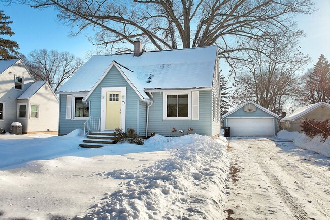 property at 96 Vander Veen Ave