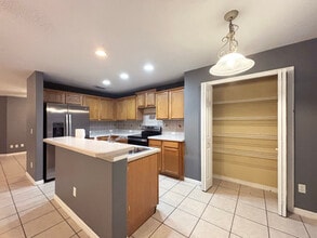 13105 Lexington Summit St in Orlando, FL - Foto de edificio - Building Photo