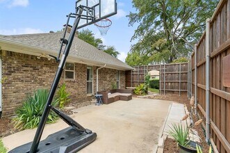 7344 Kirkham Dr in Dallas, TX - Building Photo - Building Photo