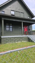 669 S 35th St in Louisville, KY - Building Photo