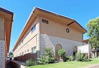 613 E Birch St in Brea, CA - Foto de edificio - Building Photo