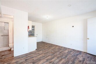 130 N Texas Ave, Unit 8 in Mercedes, TX - Building Photo - Building Photo
