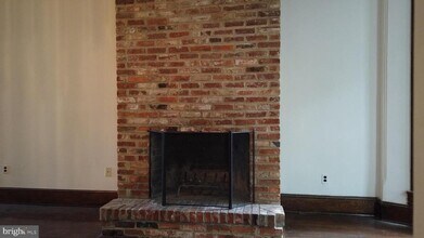 604 9th St NE in Washington, DC - Building Photo - Building Photo