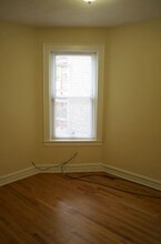 4806 N Kentucky Ave, Unit 1 in Chicago, IL - Foto de edificio - Building Photo