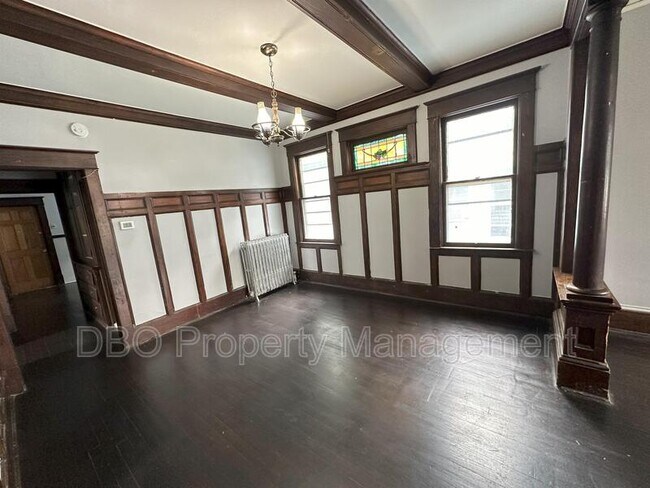 825 Myrtle Ave in Albany, NY - Building Photo - Building Photo