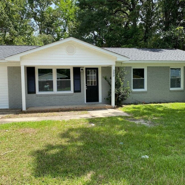property at 303 Sprucewood Dr