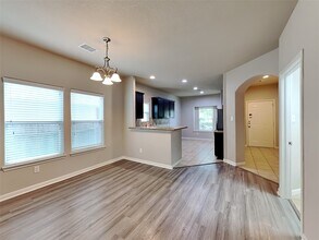 18468 Sunrise Maple Dr in Montgomery, TX - Building Photo - Building Photo