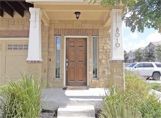 8010 Wildcat Pass in Austin, TX - Building Photo - Building Photo