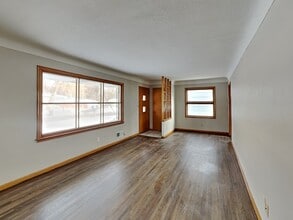 2092 Bush Ave E in St. Paul, MN - Building Photo - Building Photo