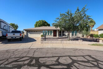 11621 N 39th Dr in Phoenix, AZ - Building Photo - Building Photo