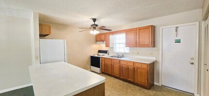 1431 Thousand Roses Dr S in Lake Wales, FL - Building Photo - Building Photo