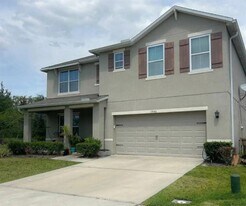 1550 Diamond Loop Dr in Kissimmee, FL - Building Photo