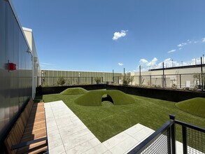 Pearl Springdale in Austin, TX - Building Photo - Building Photo