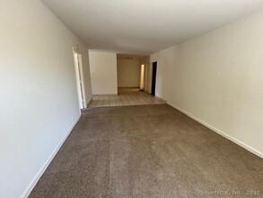 79 Prospect St in Stamford, CT - Foto de edificio - Building Photo