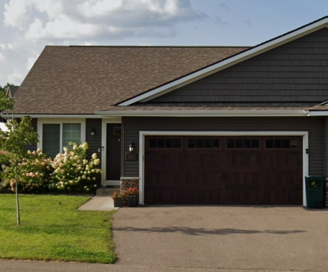 property at 814 Daisy Ln
