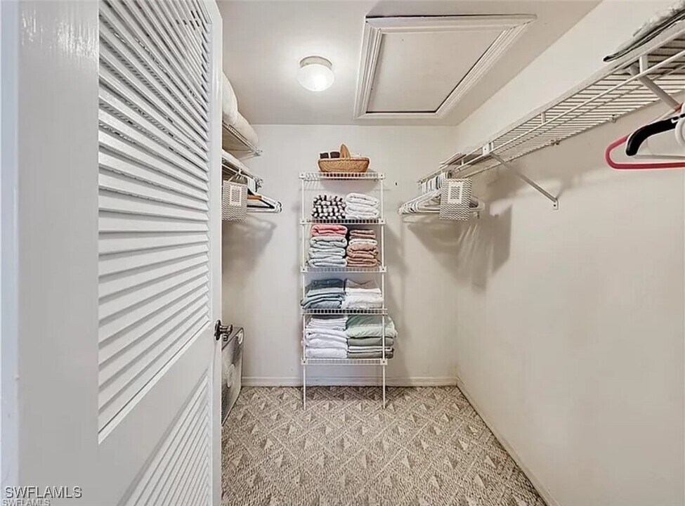 905 Augusta Blvd in Naples, FL - Building Photo