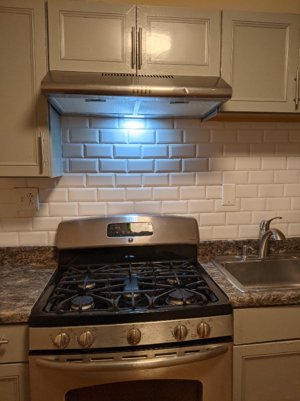 18 Hichborn St in Revere, MA - Building Photo - Building Photo