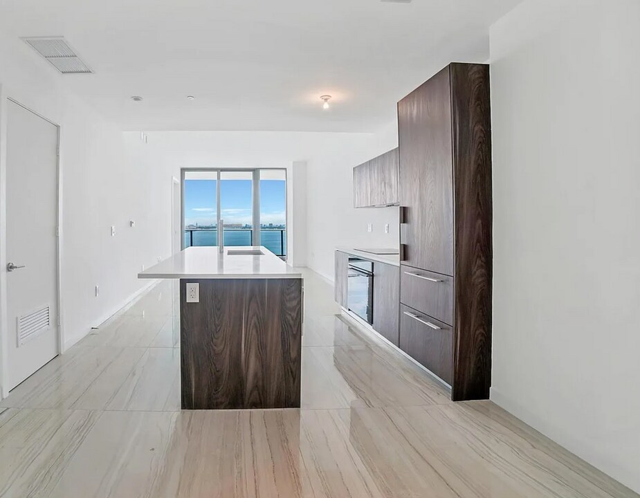 480 NE 31st St, Unit 2005 in Miami, FL - Foto de edificio