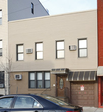 18 Bushwick Ave in Brooklyn, NY - Building Photo - Building Photo