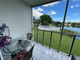 5480 NW 11th St in Plantation, FL - Building Photo