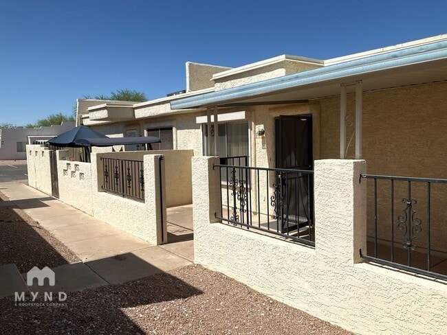 property at 2151 N Meridian Dr