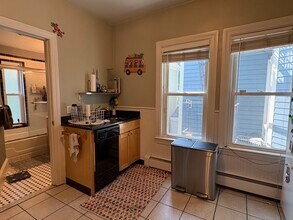 100 Hampshire St, Unit 2 in Cambridge, MA - Building Photo - Building Photo