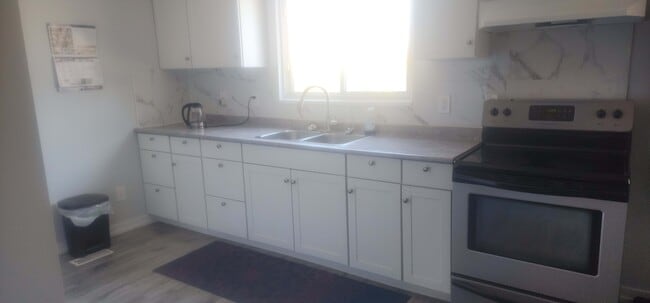 property at 125 Essa Rd