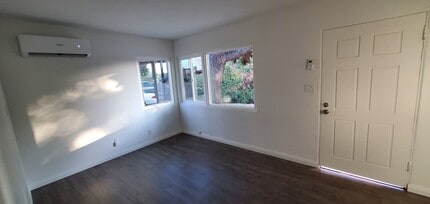 4233 Massachusetts Ave, Unit 4233 in La Mesa, CA - Building Photo - Building Photo