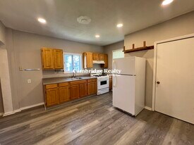 15 Hudson St, Unit 2A in Somerville, MA - Building Photo