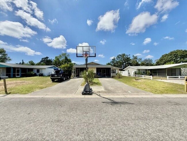 4808 21st St W in Bradenton, FL - Building Photo - Building Photo