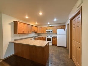 5856 Delikowski St, Unit 5856 in Weston, WI - Building Photo - Building Photo