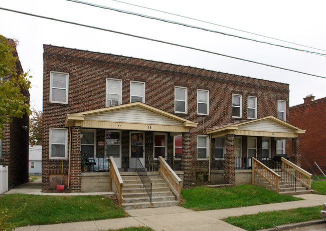 35-41 E Markison Ave in Columbus, OH - Foto de edificio - Building Photo