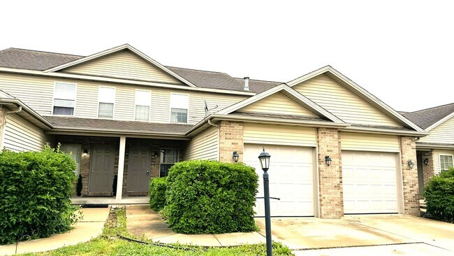 property at 806 Cobblefield Rd