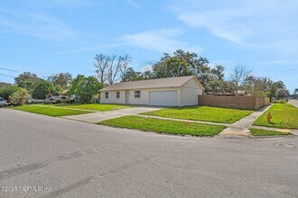 11604 Sail Ave in Jacksonville, FL - Building Photo - Building Photo