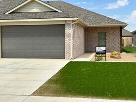 5528-5121 121st St in Lubbock, TX - Building Photo