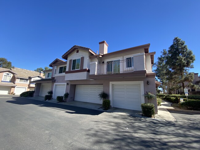 11964 Tivoli Park Row, Unit 4 in San Diego, CA - Building Photo - Building Photo