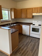 102 Wind Stone Dr, Unit 102 in Madison, WI - Building Photo - Building Photo